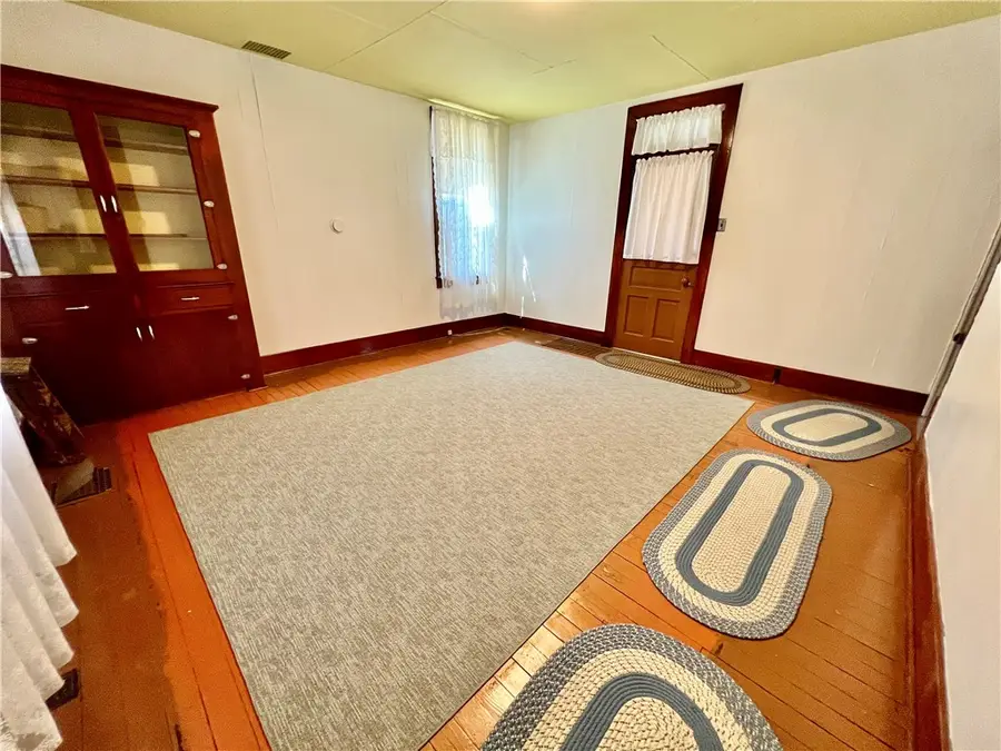 716 Kennedy Avenue, East Vandergrift, PA 15629 - Image #3