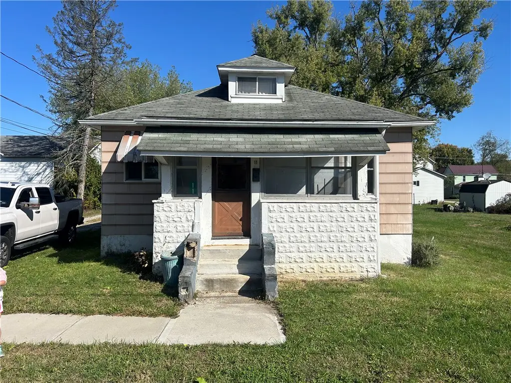 11 Gilmore Ave, Masontown, PA 15461 - Image #1