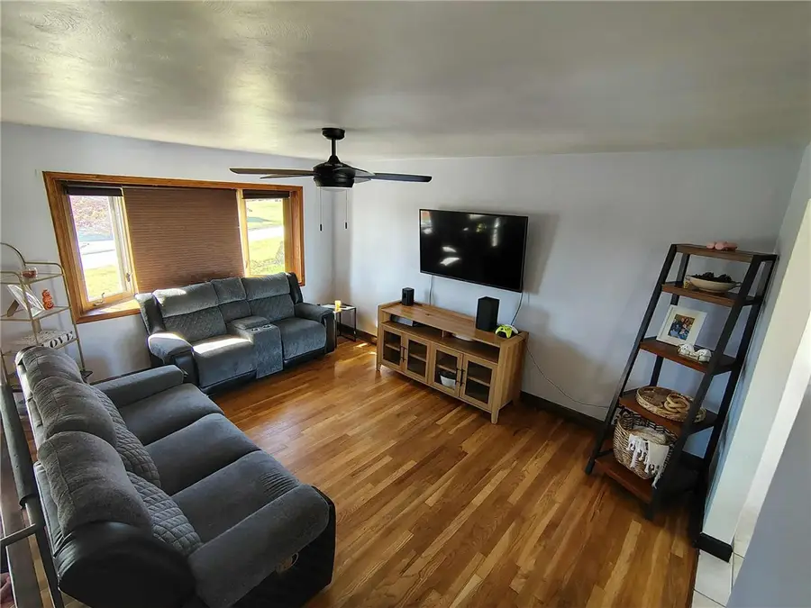 17 Lookout Ave, Monongahela, PA 15063 - Image #3