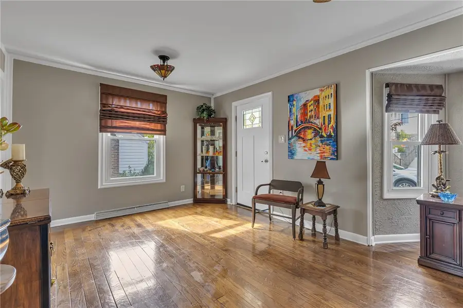 979 7th St, Beaver, PA 15009 - Image #3