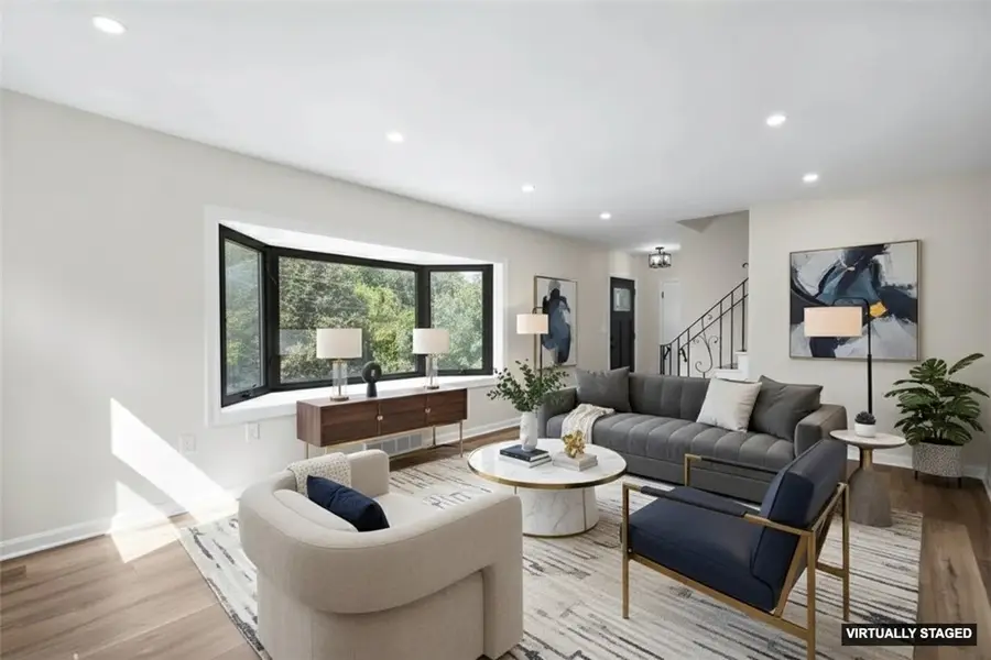 175 Mcmurray Road, Upper Saint Clair, PA 15241 - Image #2