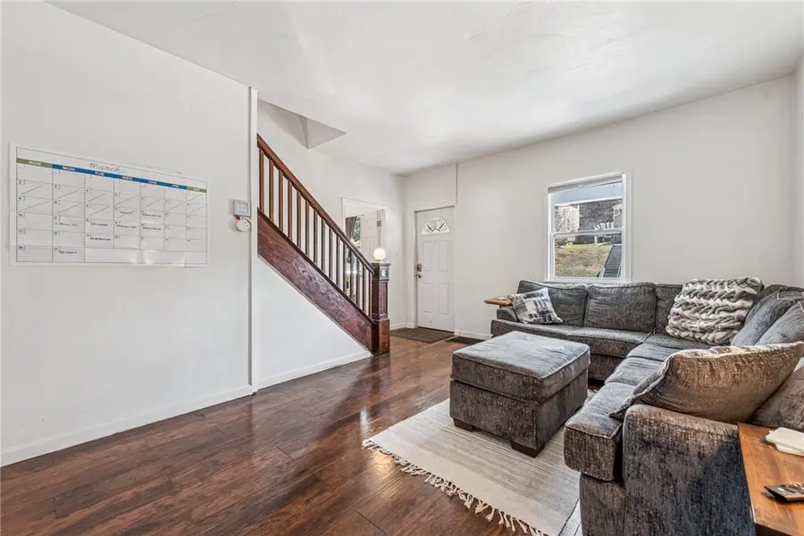 1032 Highland Ave, Greensburg, PA 15601 - Image #3