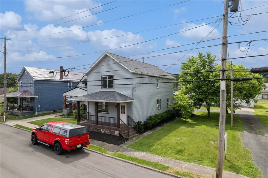 109 Railroad St, Stockdale, PA 15483 - Image #2