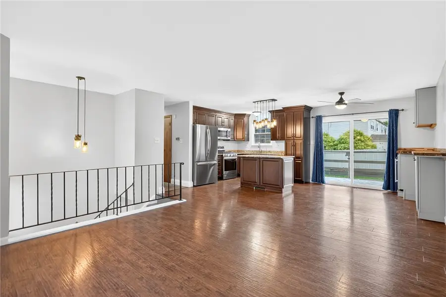 218 Woodmont Dr, Ohara Township, PA 15238 - Image #3