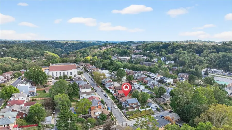 43 Wentworth Ave, West View, PA 15229 - Image #3