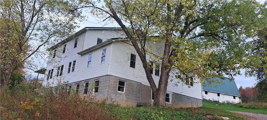 252 Moore Rd, McCalmont, PA 15767 - Image #2