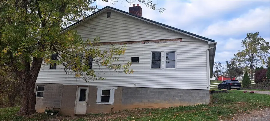 252 Moore Rd, McCalmont, PA 15767 - Image #3