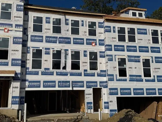 702 Olivia St, Collier Township, PA 15205 - Image #1