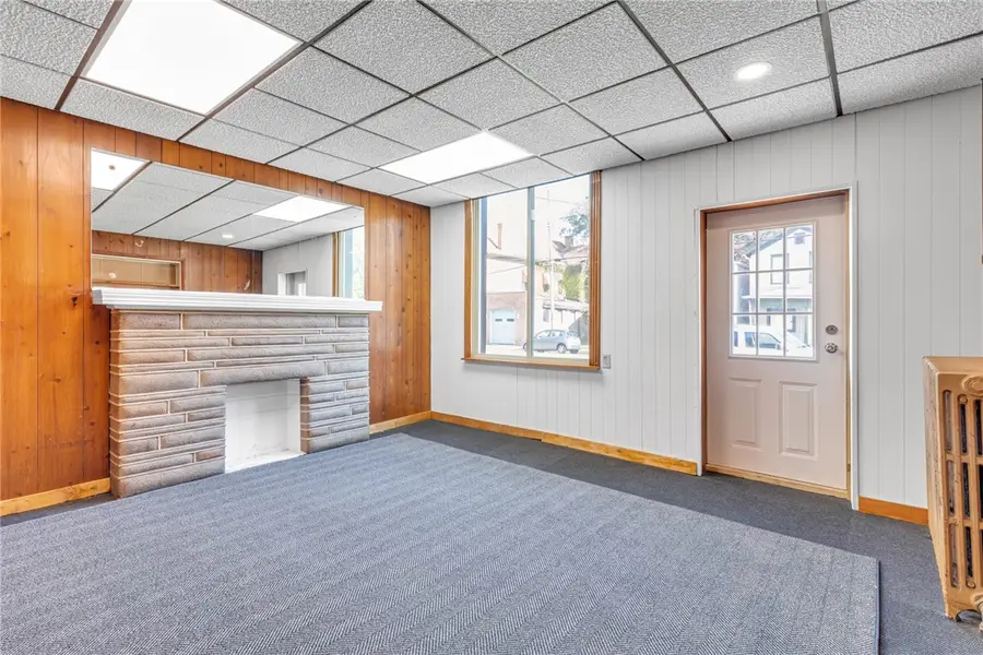 1319 5th Ave, Beaver Falls, PA 15010 - Image #2