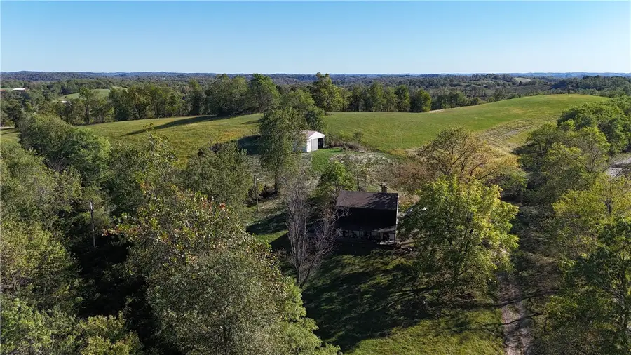 776 Fraction Rd, West Finley, PA 15377 - Image #3