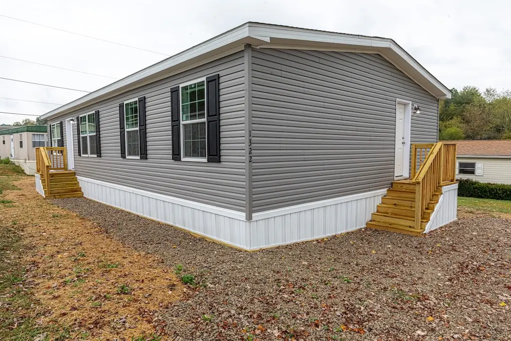 1322 Hidden Valley Dr, Robinson, PA 15019 - Image #1