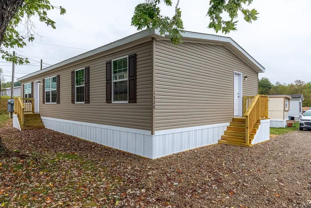 1328 Hidden Valley Dr, Robinson, PA 15019 - Image #1