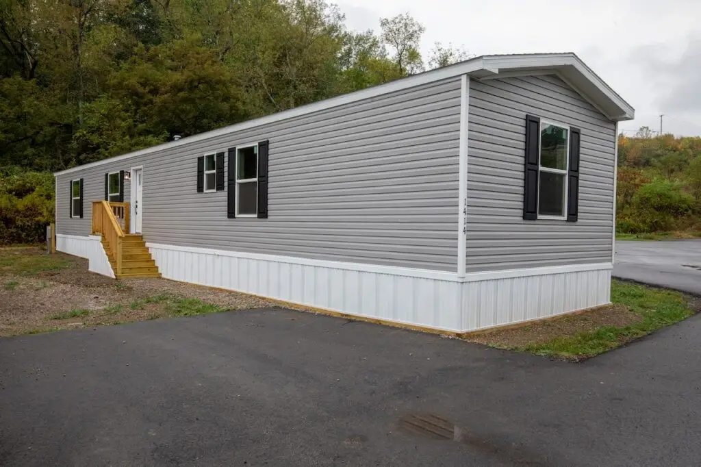 1414 Hidden Valley Dr, Robinson, PA 15019 - Image #1