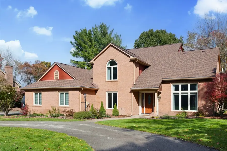 64 Fox Pointe Pl, Fox Chapel, PA 15238 - Image #2