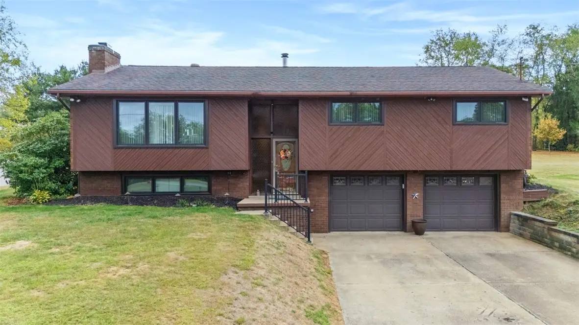109 Sunset Ln, Center Twp, PA 15001 - Image #1