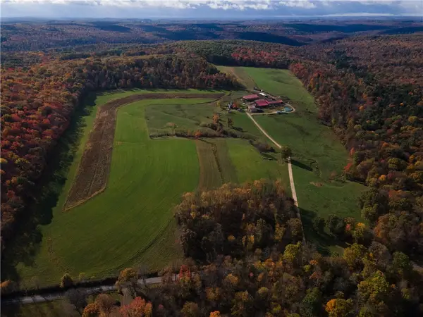 702 Keister Road, Pine Grove Twp, PA 16364