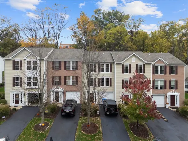 361 Murrays Ln, Castle Shannon, PA 15234