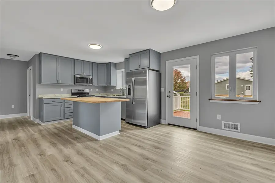 425 18th Avenue, Patterson Township, PA 15010 - Image #3