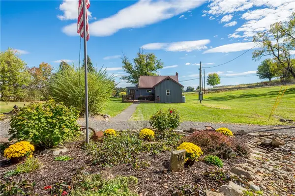 16 Valley View Road, Somerset Twp, PA 15330