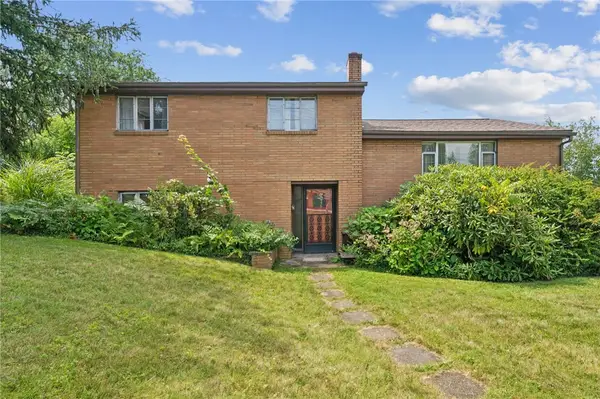 471 Colonial Dr, Monroeville, PA 15146