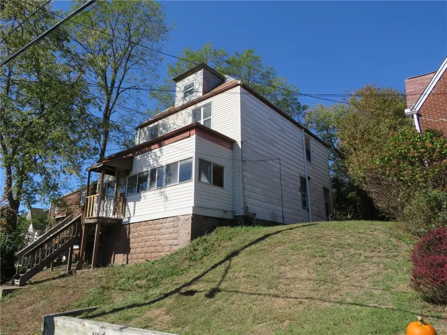66 Lakewood Ave, West View, PA 15229 - Image #2