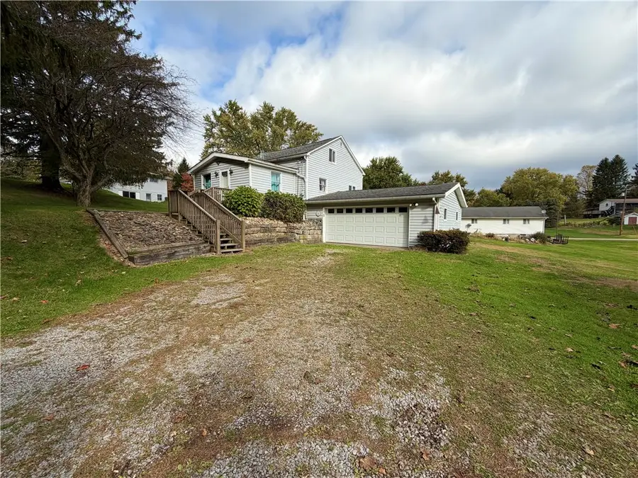 724 Butler Rd, West Hills, PA 16201 - Image #2