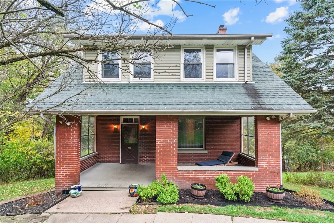 27 North Park Road, West View, PA 15229 - Image #1