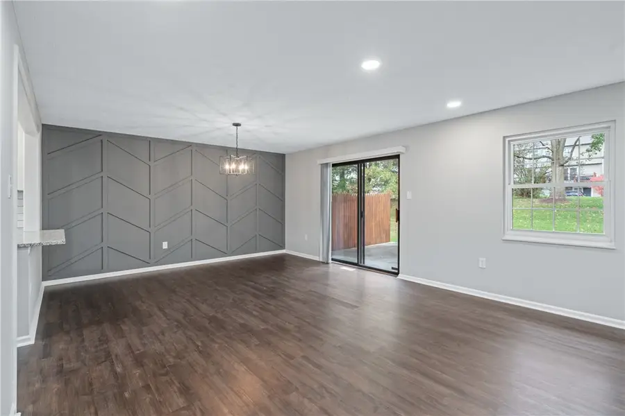 2570 Hawthorne Dr, North Fayette, PA 15071 - Image #3