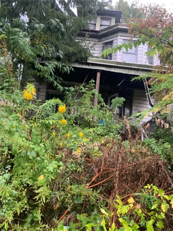 327 Elizabeth Ave, Avalon, PA 15202 - Image #2