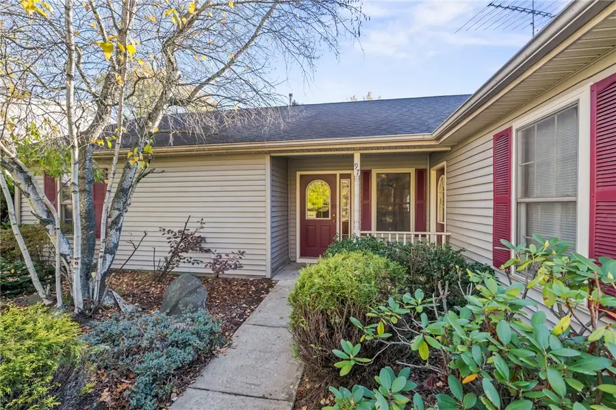 97 Emerson Ave, Wheatland, PA 16161 - Image #2