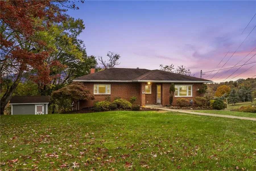 246 Greenhill Dr, North Franklin, PA 15301 - Image #2