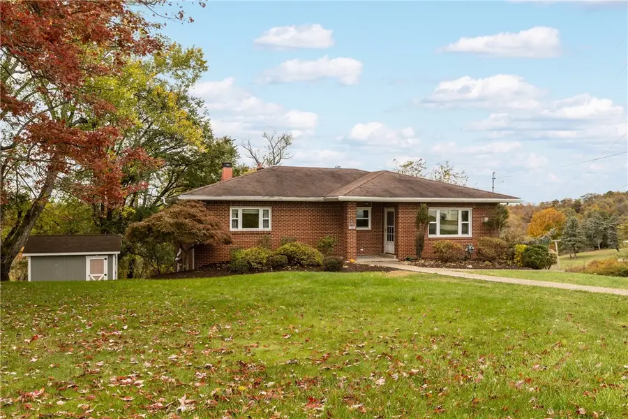 246 Greenhill Dr, North Franklin, PA 15301 - Image #3