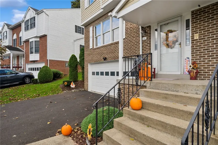 371 Karen Ct, Monroeville, PA 15146 - Image #3