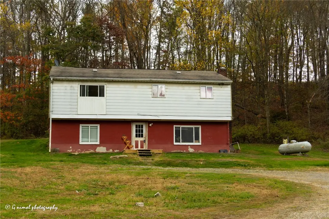 224 Blystone Rd, Washington, PA 15732 - Image #1