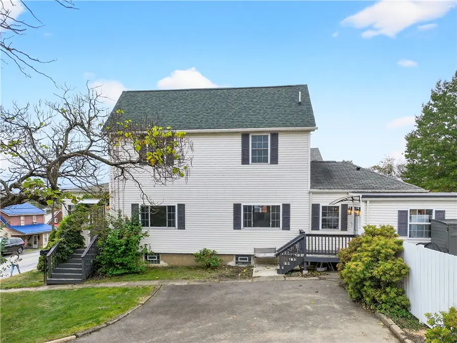 725 Eastman St, West Mifflin, PA 15122 - Image #2