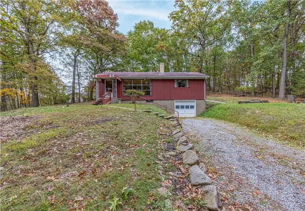 1194 Donnellville Rd, Fawn Twp, PA 15065