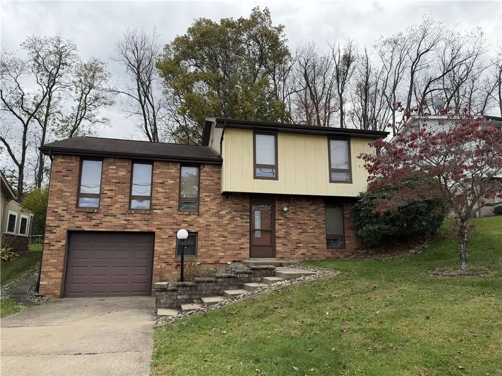 26 W White Oak Drive, Delmont, PA 15626 - Image #1