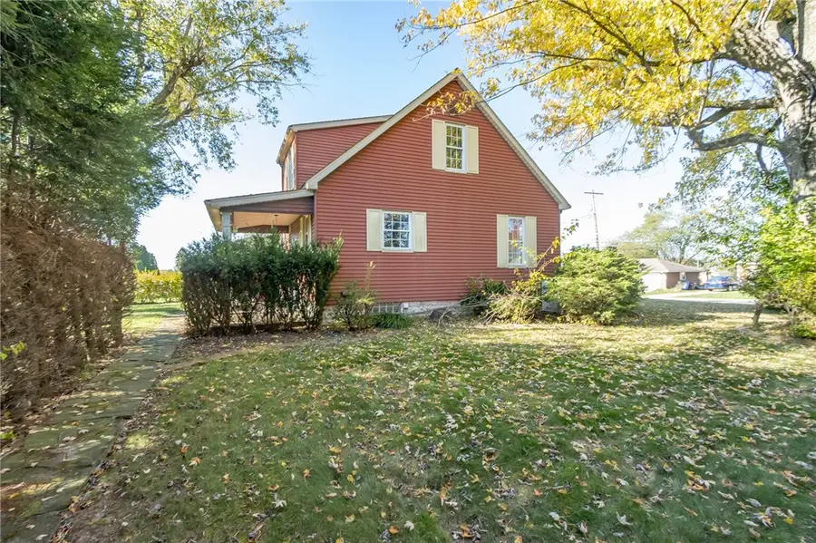 147 Wayne St, Lower Burrell, PA 15068 - Image #3