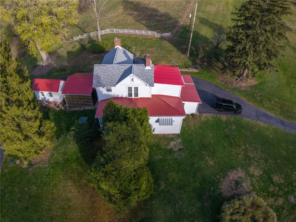 195 W & W Railroad Road, Sycamore, PA 15364 - Image #1