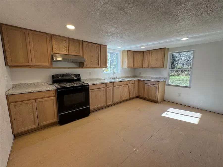 2505 Parkwood Rd, Shelocta, PA 15774 - Image #2
