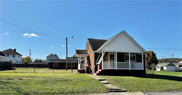 320 Ohio St, Rostraver, PA 15012