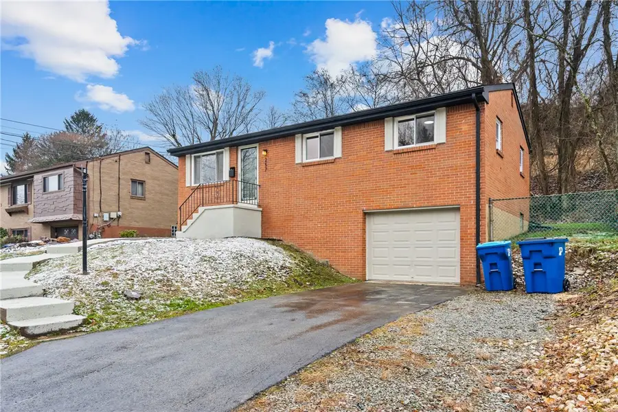 257 Saint Croix Dr, Penn Hills, PA 15235 - Image #2