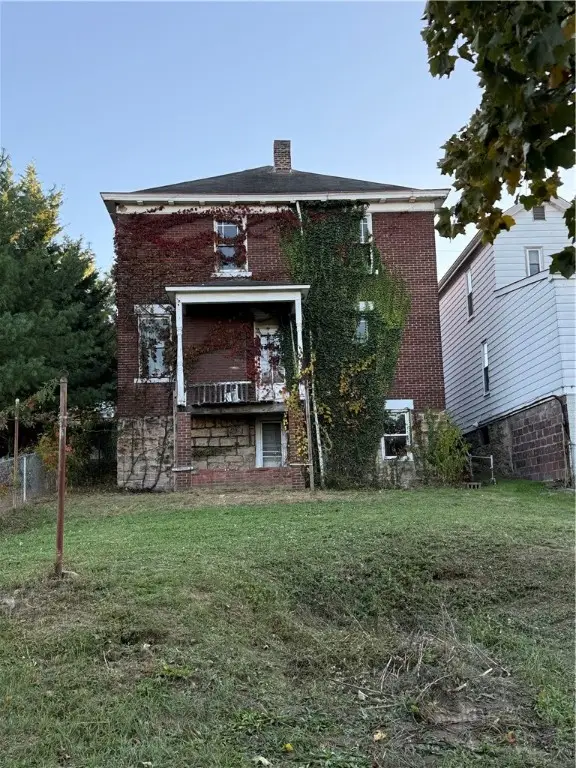 25 Aliquippa Avenue, Monessen, PA 15062 - Image #3