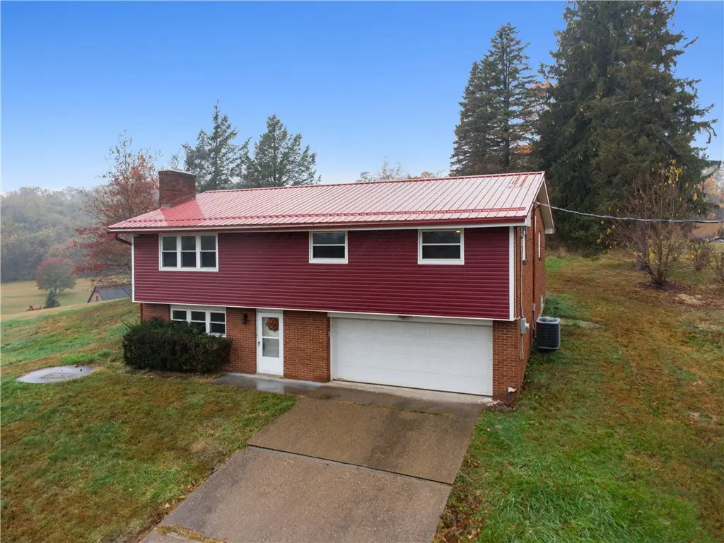 8232 Steubenville Pike, North Fayette, PA 15057 - Image #1