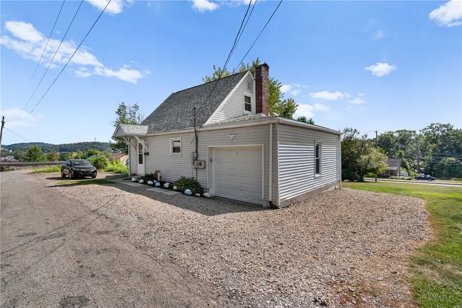 3009 Leechburg Road, Lower Burrell, PA 15068 - Image #2