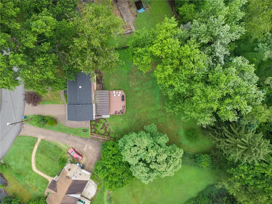 192 Glenfield Drive, Pittsburgh, PA 15235 - #3