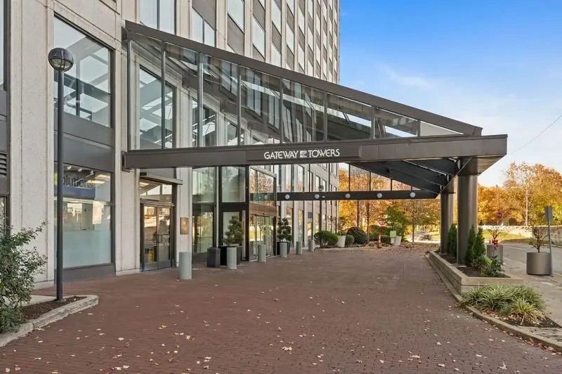 320 Fort Duquesne Blvd. #11-O, Pittsburgh, PA 15222 - #1