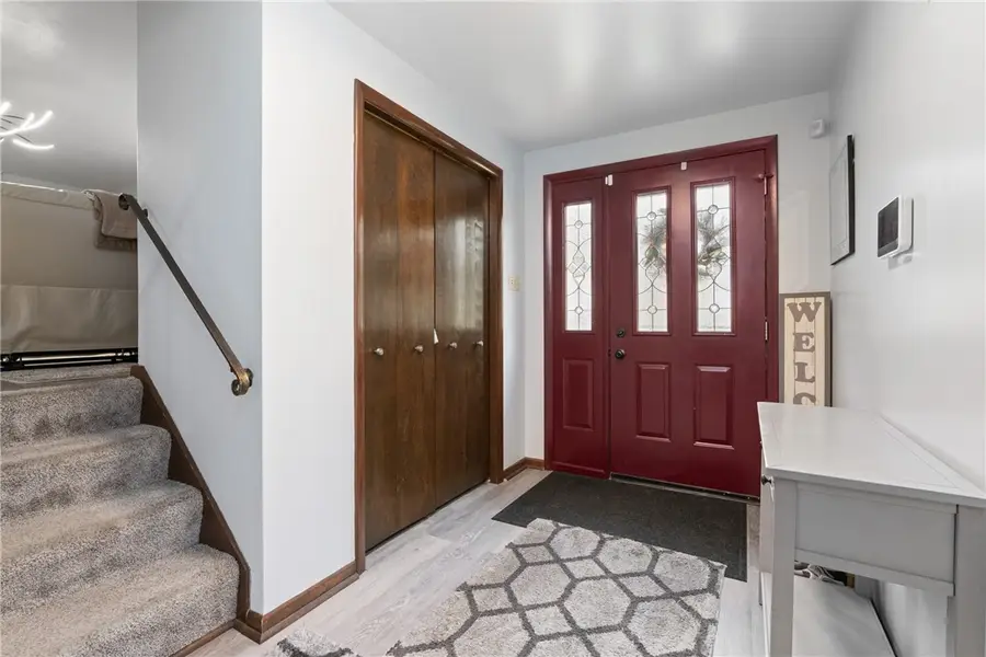 115 Willow Village Dr, Plum, PA 15239 - Image #3