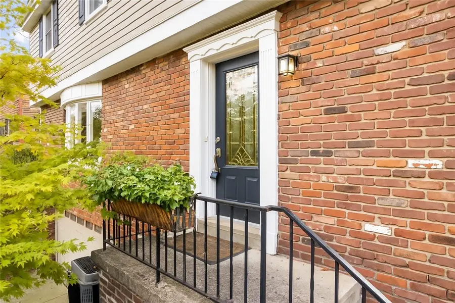 865 Foxland, Mount Lebanon Township, PA 15243 - Image #2