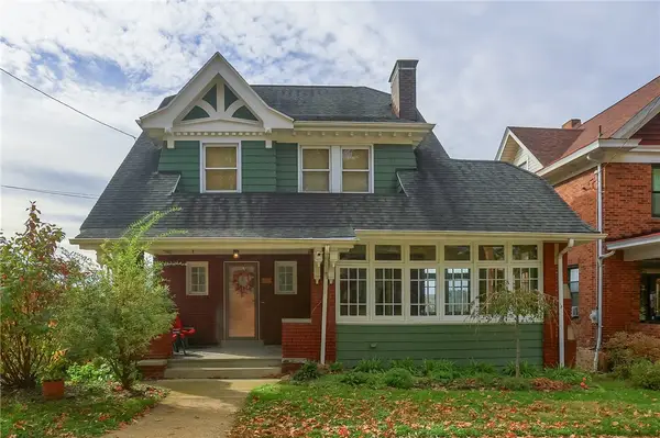 131 W Prospect Avenue, Ingram, PA 15205